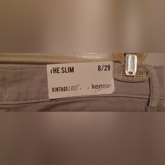 Kensie Jeans Women's Lavender Vintage Luxe Lightly Distressed Jeans Size 8 NWT - Picture 5 of 11